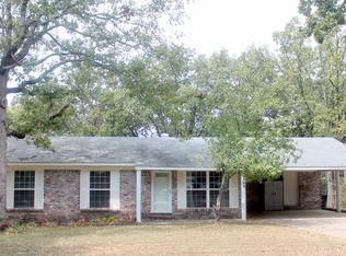 609 Devon Ave, Sherwood, AR 72120