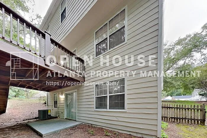 3468 Erin Gln NW — Photo 25