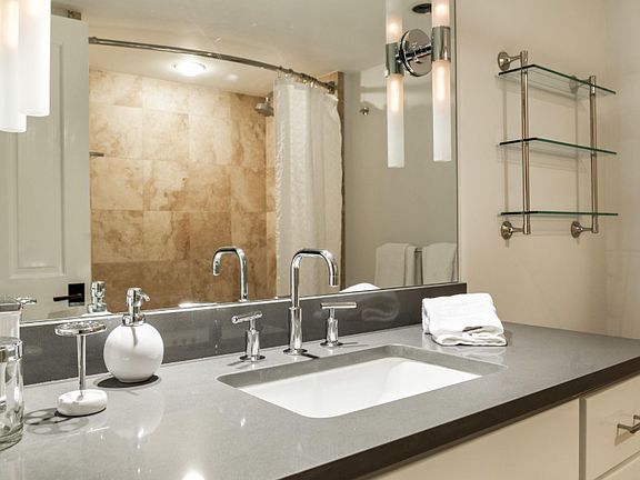 4th image of 124 W Hyman Ave APT 2E