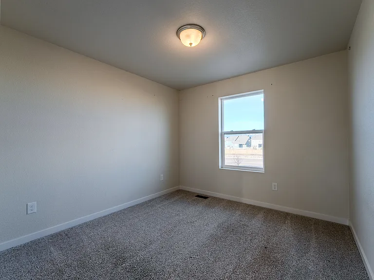 8172 Goldenray Pl — Photo 9