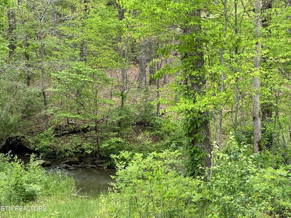 1309 Deep Draw Rd, Crossville, TN 38555