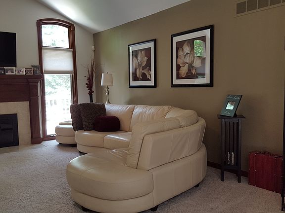 4th image of 6989 Carriage Creek Dr. In Copper Creek Sub