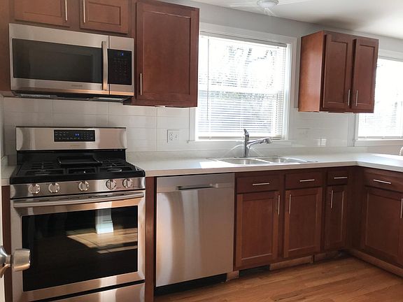 2nd image of 133 Gorland Ave