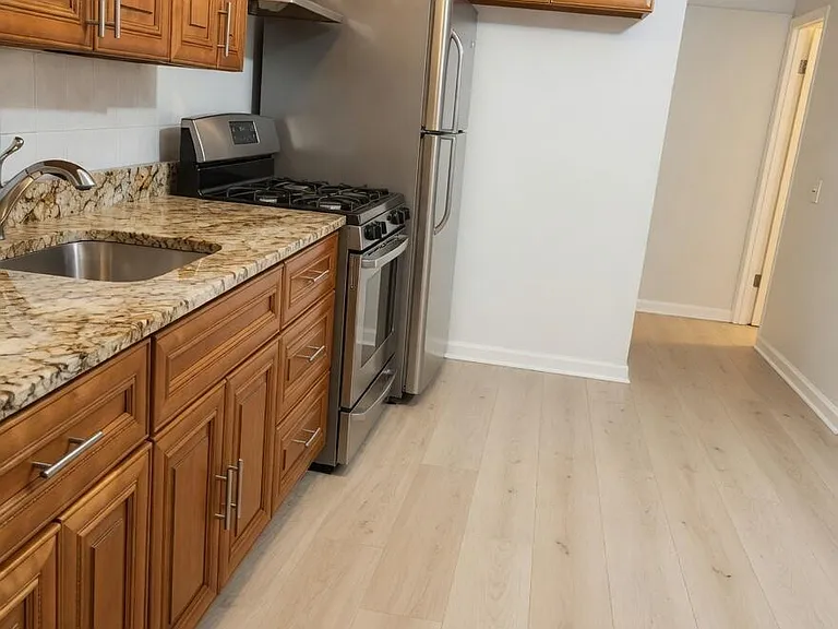 423 Lisk Ave #1 — Photo 8