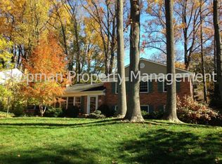 2417 Barbour Rd, Falls Church, VA 22043