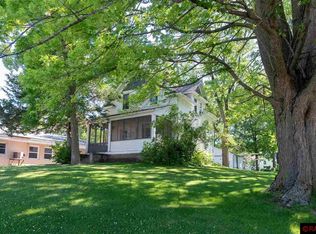 215 4th St, Cleveland, MN 56017