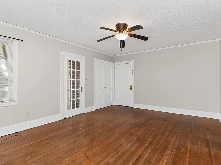 1418 Park Dr #4 — Photo 4