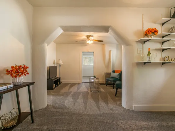130 N Camino Del Pueblo, Bernalillo, NM 87004