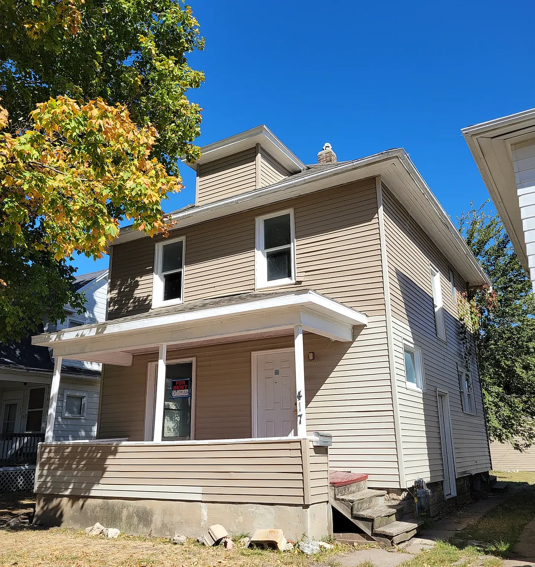 4 bed, 1144 sqft, $1,200 — Photo 1