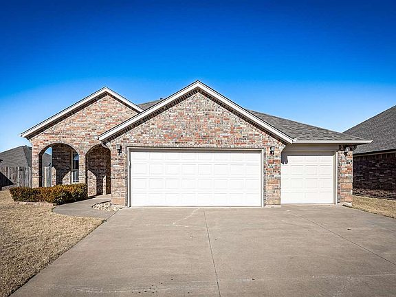 3rd image of 7705 Bradley Ct