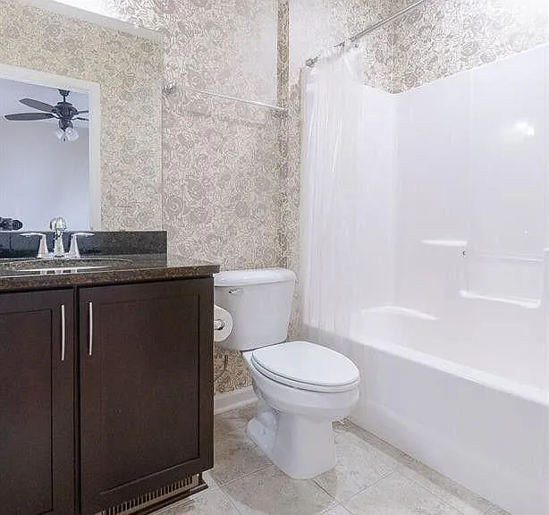 1263 W 74th St — Photo 15
