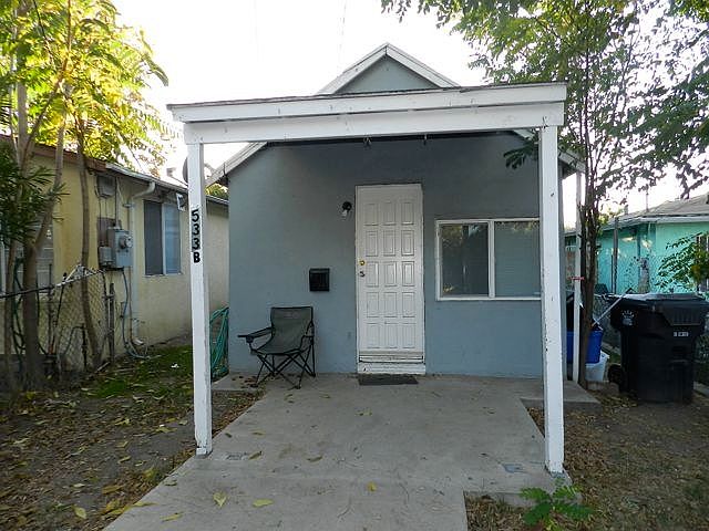 1st image of 529 S Pershing Ave