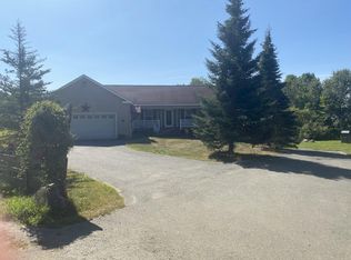 15 Kincaid Rd, Madison, ME 04950