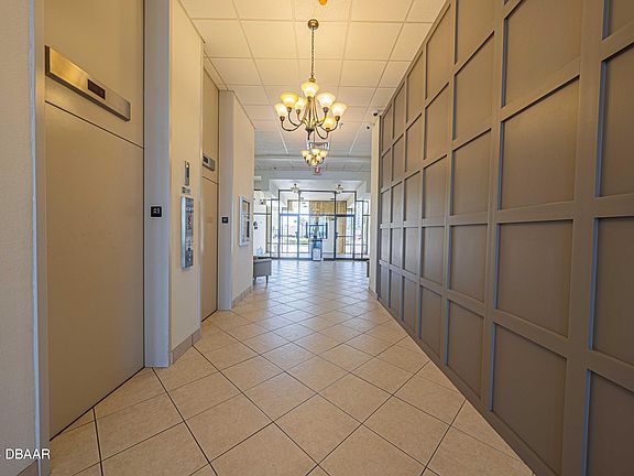 4th image of 2987 Atlantic Ave #403