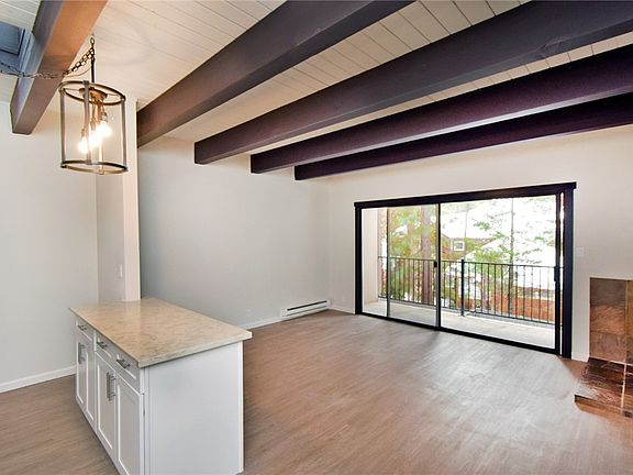 4th image of 837 Southwood Blvd #22