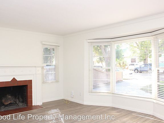 5th image of 3967 Sequoia St