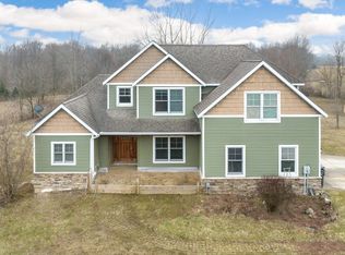 7115 Clinton Trl, Clarksville, MI 48815