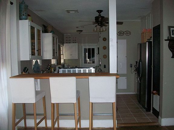 5th image of 535 W Sallier St
