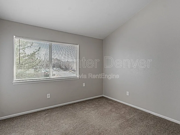 1099 S Walden Way #101 — Photo 8