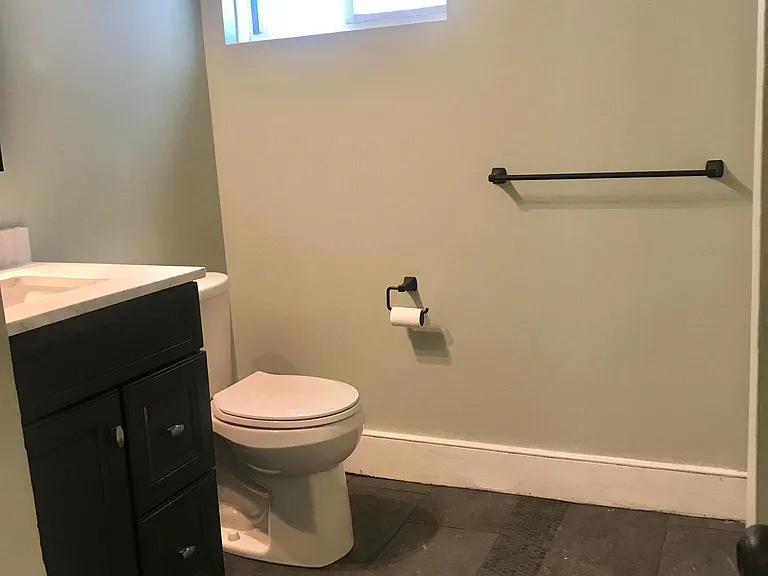 126 Conarroe St #1 — Photo 8