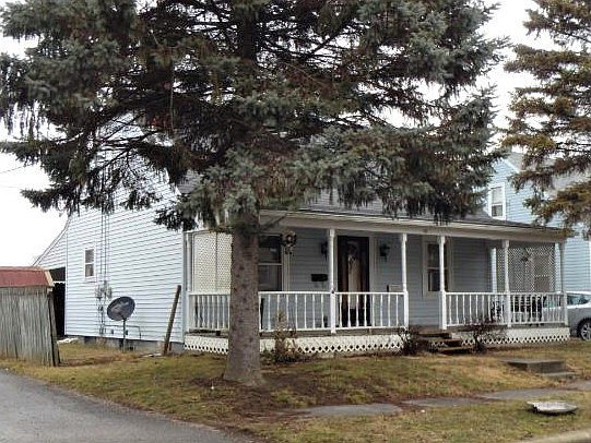 2nd image of 616 E Lucas St