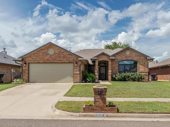 717 SW 155th Pl, Oklahoma City, OK 73170