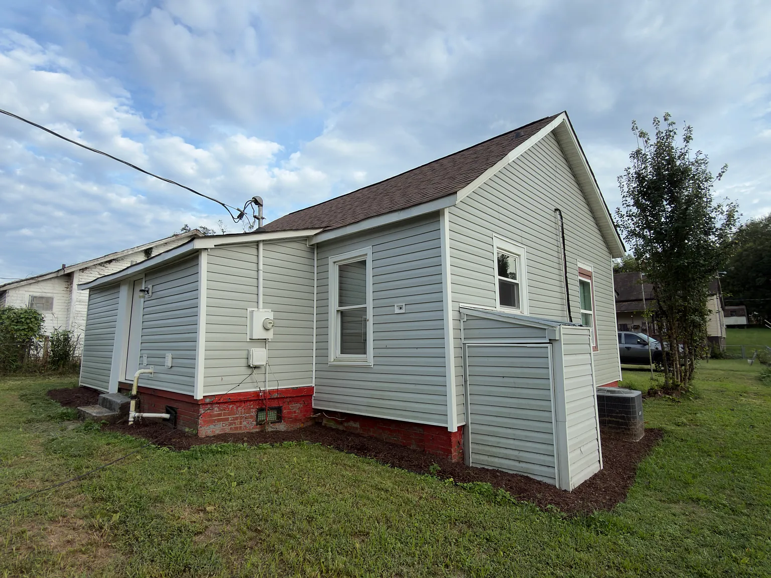 312 Davis Street — Photo 3