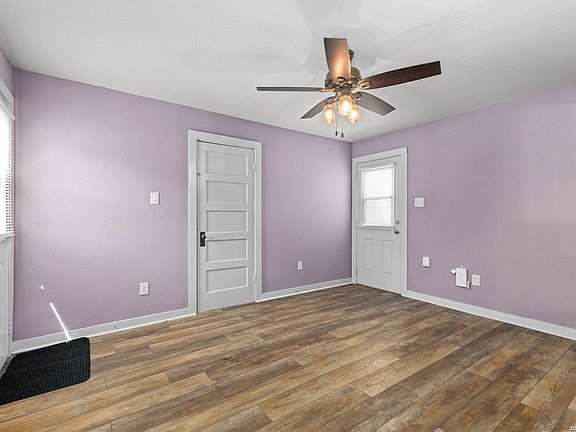 4th image of 103 Wellesley