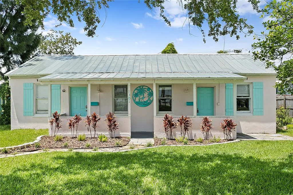 Building Photo - 1305 S Bermuda Blvd #A