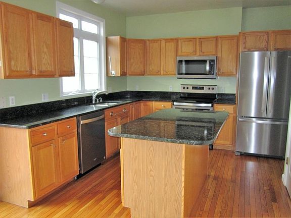 5th image of 13 Oriental St