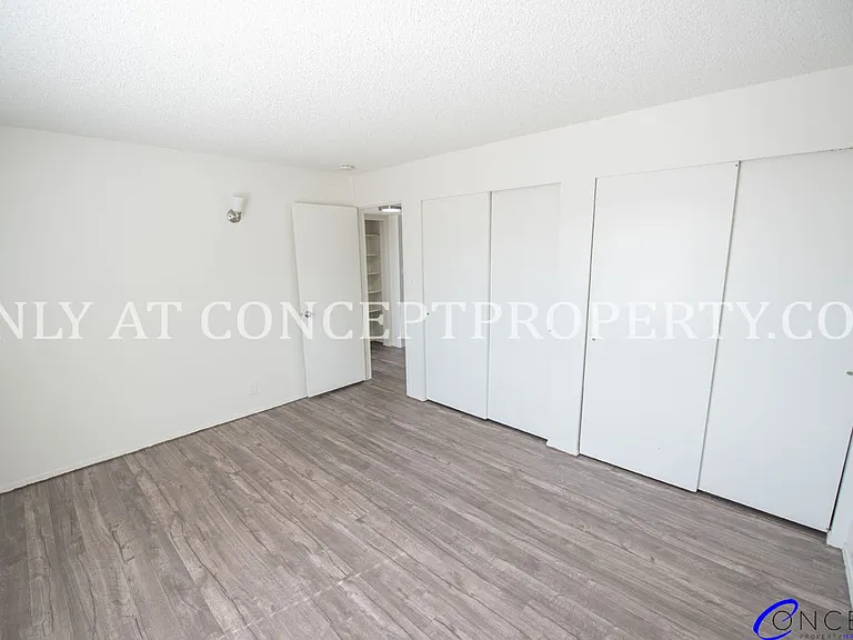 Foothill Terrace — Photo 211