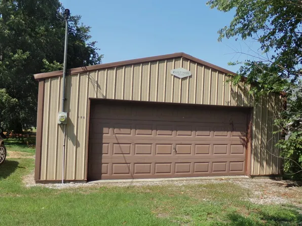 125 W Ogara St, Harrisburg, IL 62946