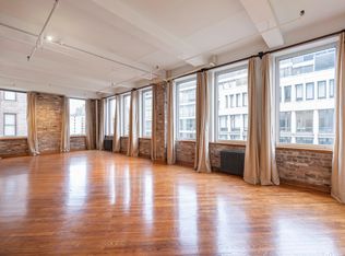 132 W 22nd St APT 9, New York, NY 10011