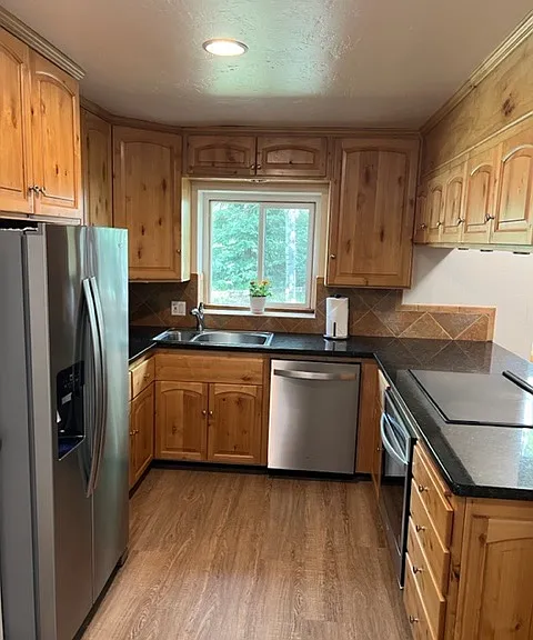 1764 Alpine Dr #3 — Photo 10