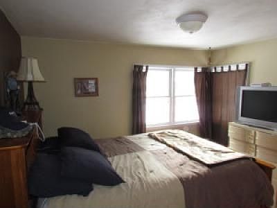 5th image of 920 N Shore Dr