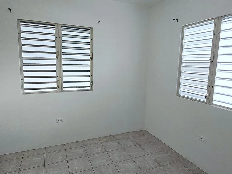 GG-4 Calle 28 — Photo 25
