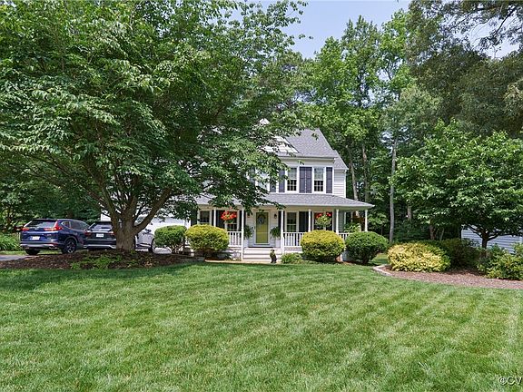 3rd image of 10509 Oak Cottage Dr