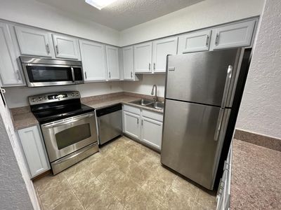 654 Haven Pl, Tarpon Springs, FL, 34689