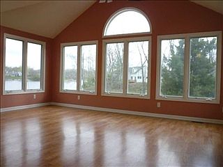 3rd image of 2025 Seaport Dr