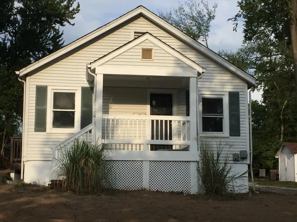 1111 N Rock Hill Rd, Saint Louis, MO 63119