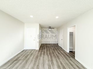 SEPULVEDA, Sherman Oaks, CA 91411