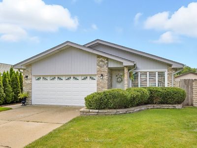 5905 W 89th St, Oak Lawn, IL, 60453