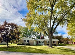 12324 S Payton Rd, Galveston, IN 46932