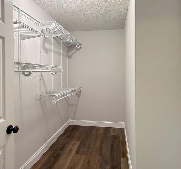 2520 Southern Oaks Dr — Photo 14