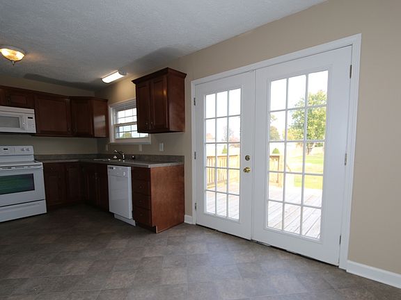 4th image of 160 Township Road 1088