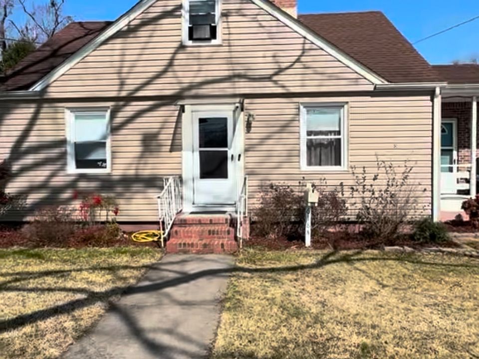 1st image of 618 E Bayview Blvd #B