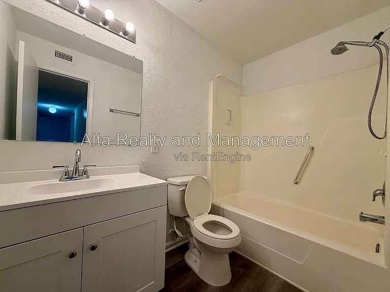 8113 San Jose Manor Dr E #3 — Photo 12