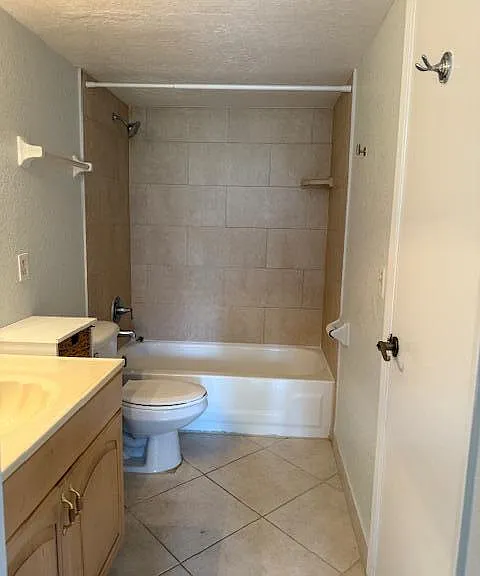 500 Egret Cir #8211 — Photo 32