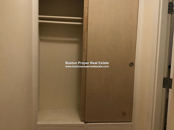 504 Beacon St. #24 Boston - Back Bay Unit Photo 3