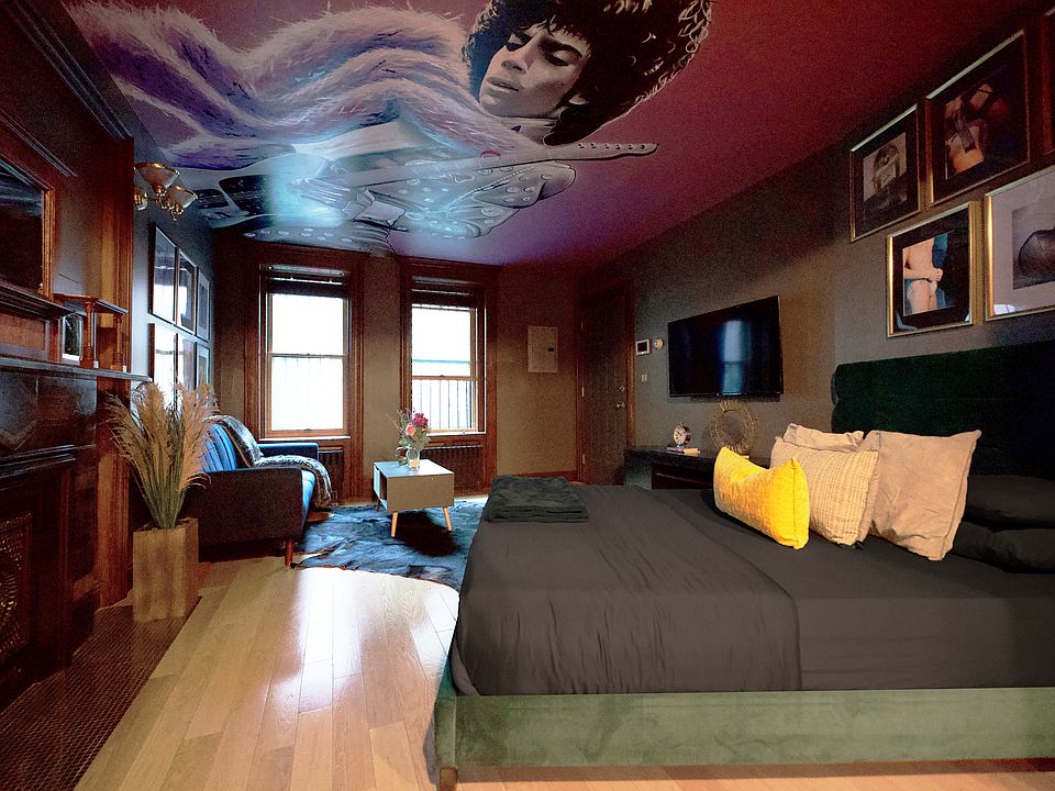 2nd image of 217 W 137th St #B